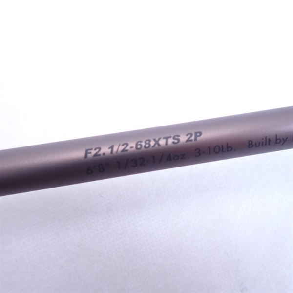 Ｏｒｏｃｈｉ　Ｘ１０Ｆ２．１／２－６８ＸＴＳ　２Ｐ